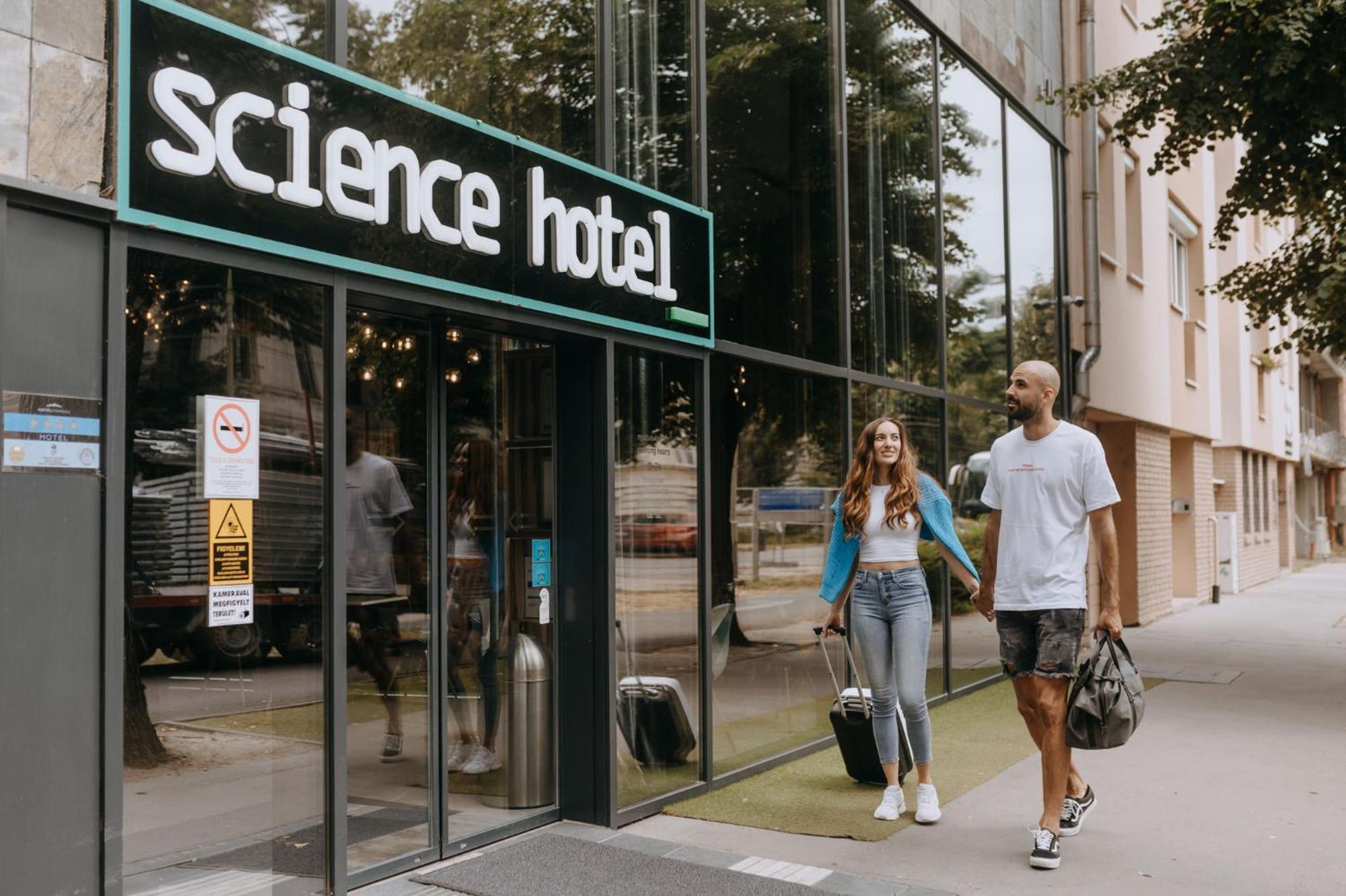 Science Hotel Premium Seghedin Exterior foto